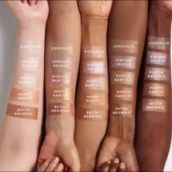 🌻 FENTY BEAUTY Sidechick by Rihanna
Liquid Killawatt Fluid
Freestyle Highlight - Picture 5 of 9